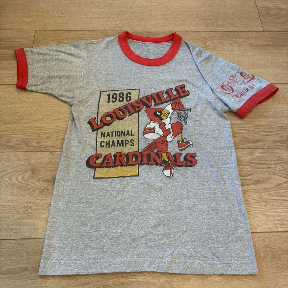 Vintage Louisville Cardinals 80s Basketball National Championship Tshirt Size S
